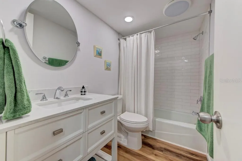 3987 Maceachen Boulevard Sarasota FL 34233