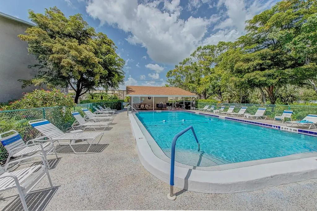 3987 Maceachen Boulevard Sarasota FL 34233