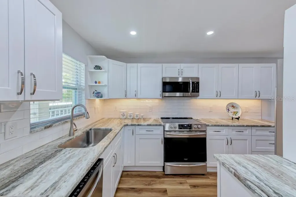 3987 Maceachen Boulevard Sarasota FL 34233