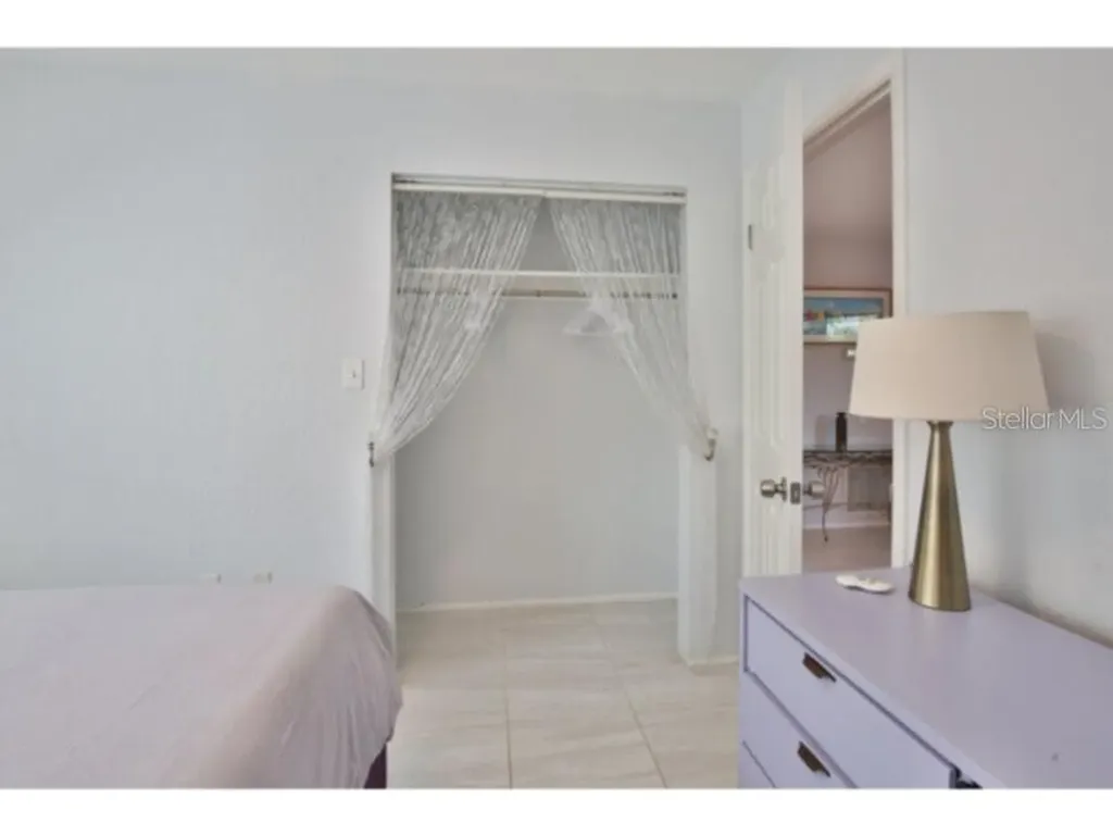 422 Julia Place Sarasota FL 34236