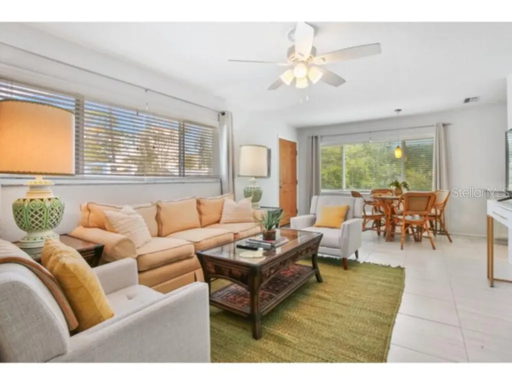 422 Julia Place Sarasota FL 34236