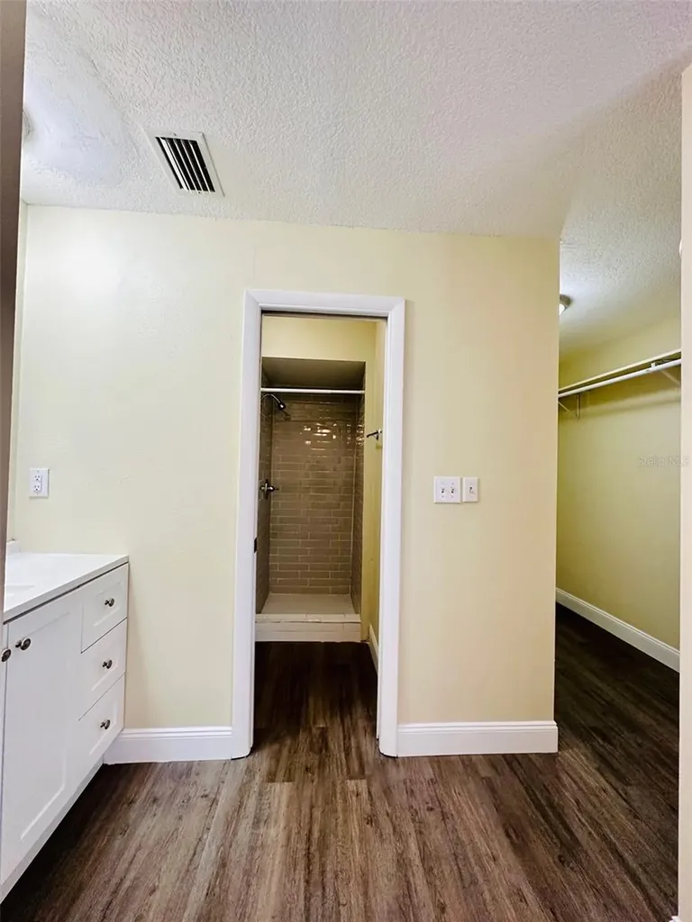 8002 Hibiscus Drive Temple Terrace FL 33637