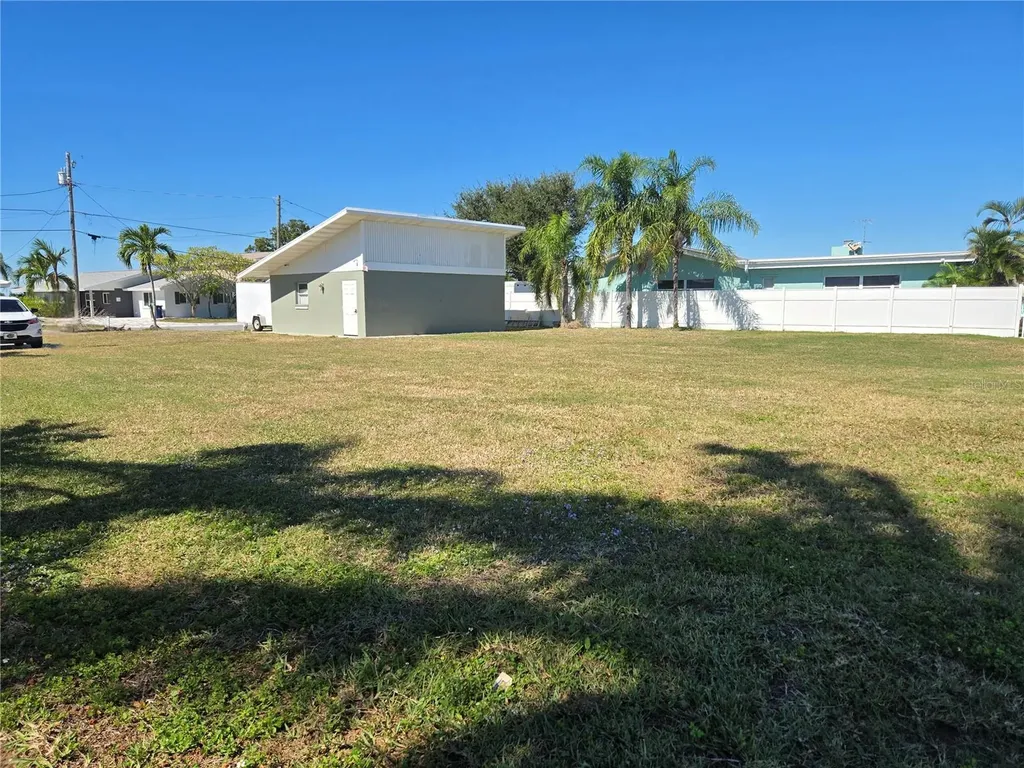 512 20th Avenue Indian Rocks Beach FL 33785