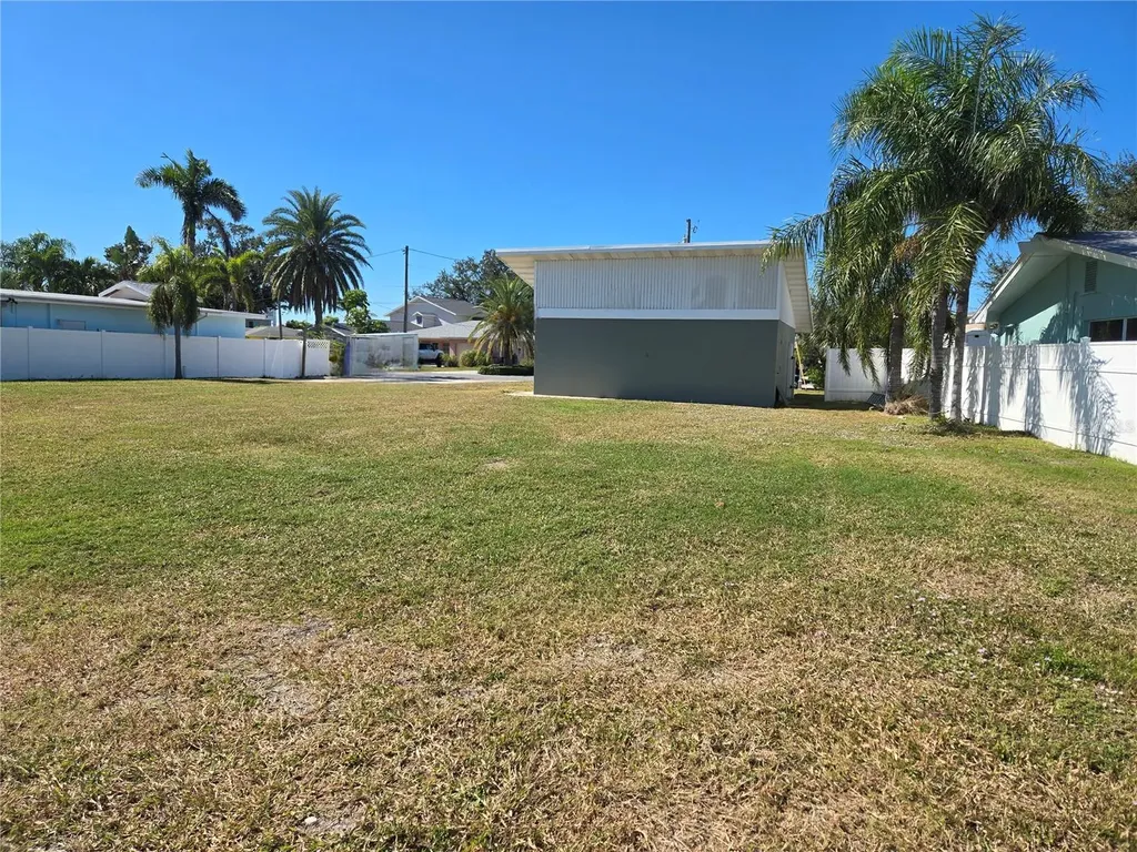 512 20th Avenue Indian Rocks Beach FL 33785