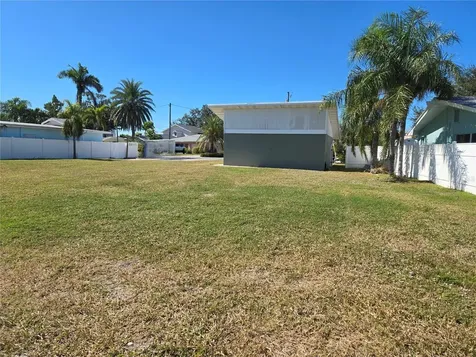 512 20th Avenue Indian Rocks Beach FL 33785