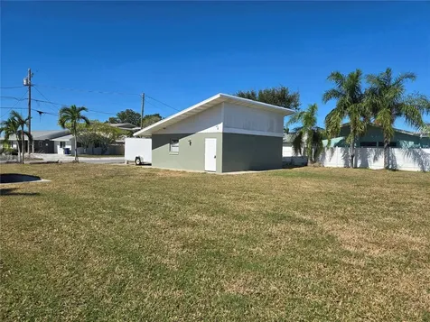 512 20th Avenue Indian Rocks Beach FL 33785