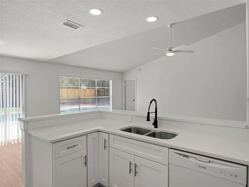 605 Whittingham Place Lake Mary FL 32746