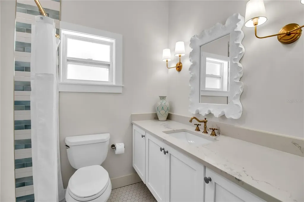 6979 Longboat Drive S Longboat Key FL 34228
