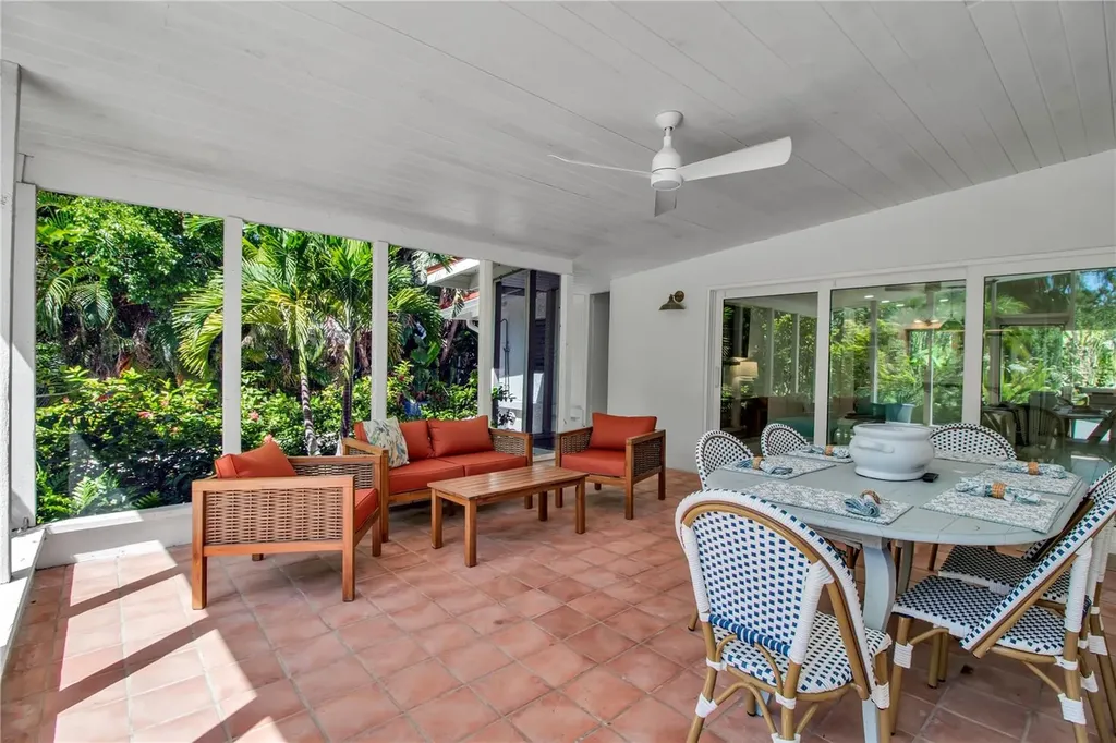 6979 Longboat Drive S Longboat Key FL 34228
