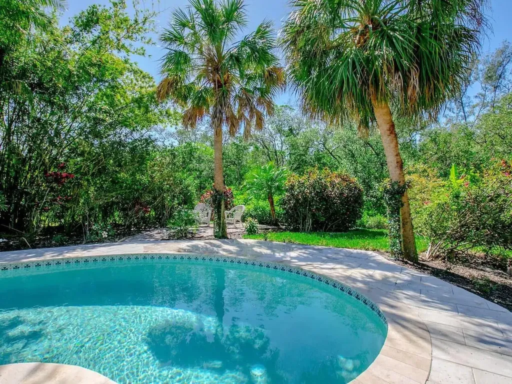 6979 Longboat Drive S Longboat Key FL 34228