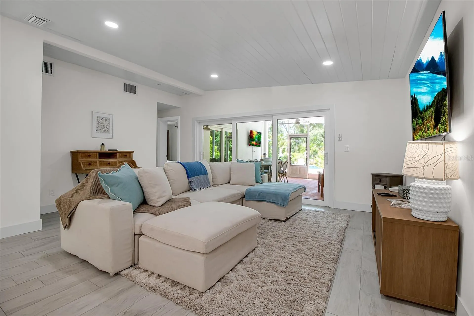 6979 Longboat Drive S Longboat Key FL 34228