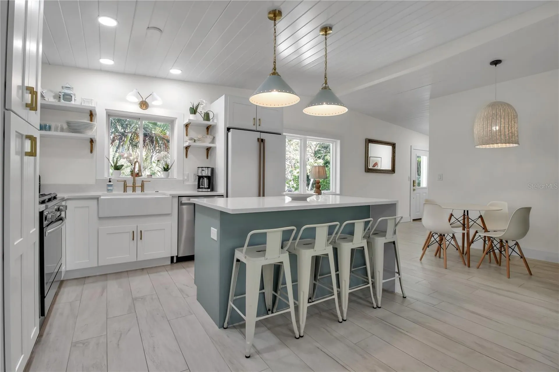6979 Longboat Drive S Longboat Key FL 34228