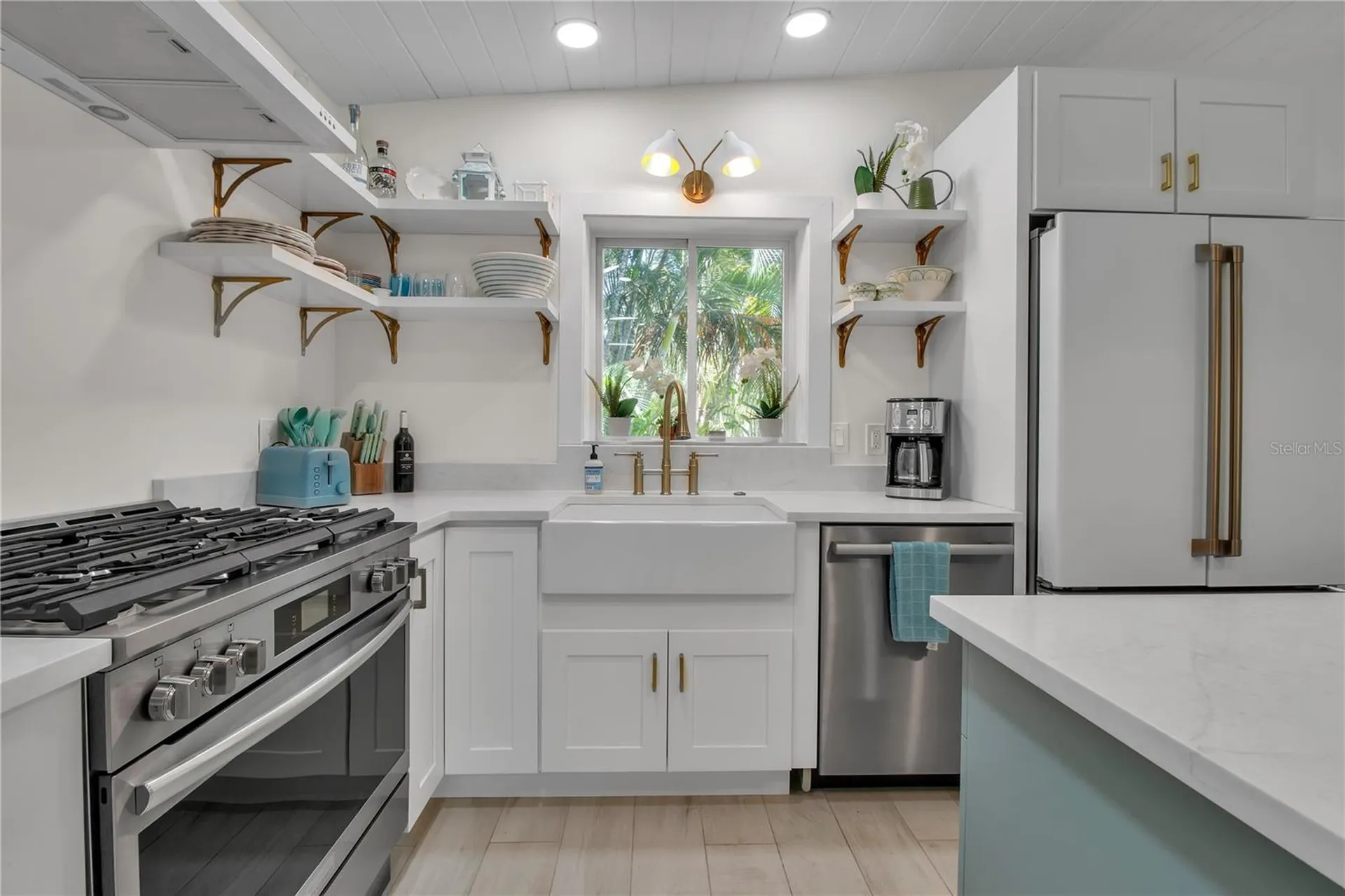 6979 Longboat Drive S Longboat Key FL 34228