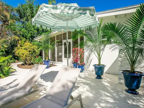 6979 Longboat Drive S Longboat Key FL 34228
