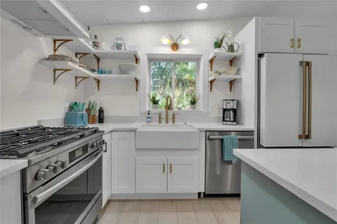 6979 Longboat Drive S Longboat Key FL 34228