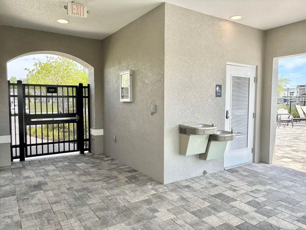 1005 Spring Palms Loop Orlando FL 32828