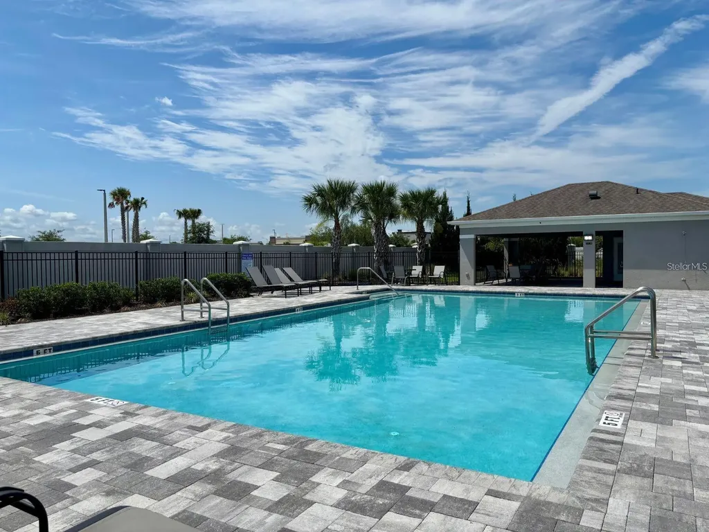 1005 Spring Palms Loop Orlando FL 32828