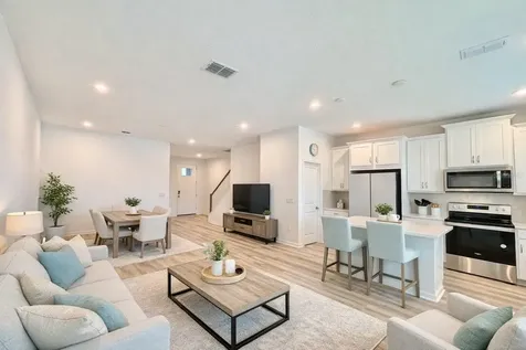 1005 Spring Palms Loop Orlando FL 32828