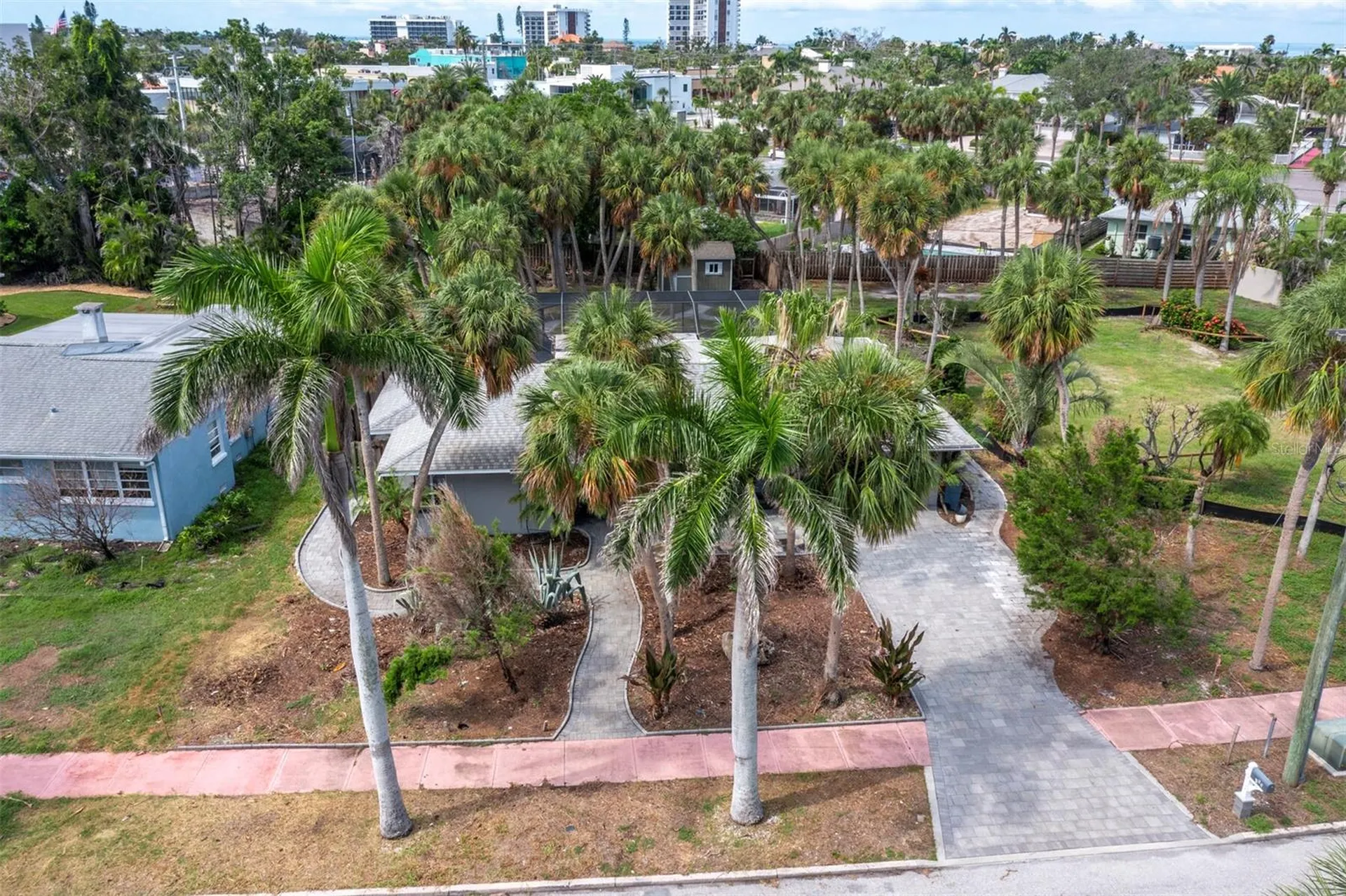 153 N Adams Drive Sarasota FL 34236
