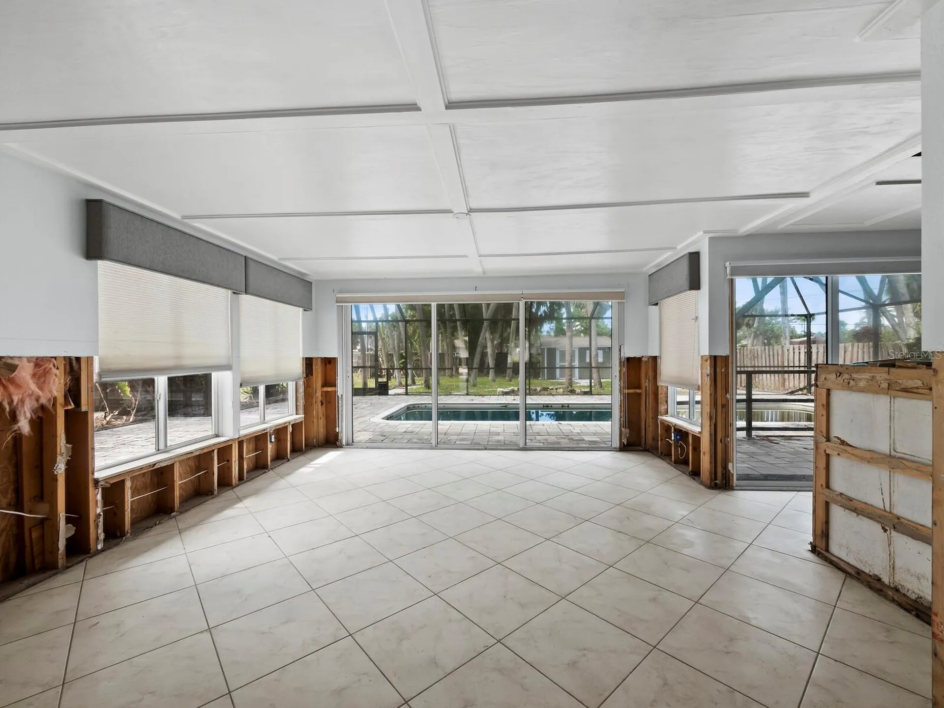 153 N Adams Drive Sarasota FL 34236