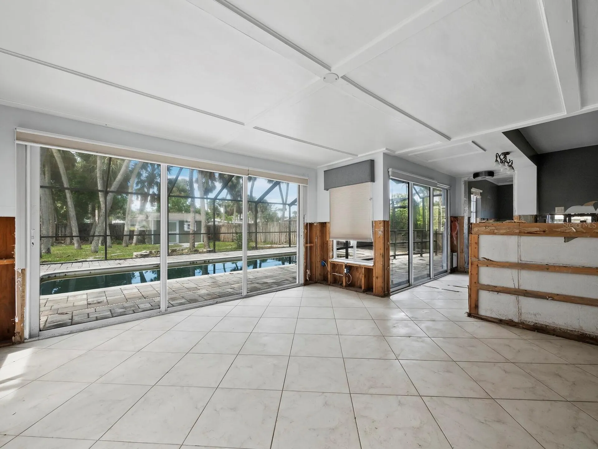 153 N Adams Drive Sarasota FL 34236