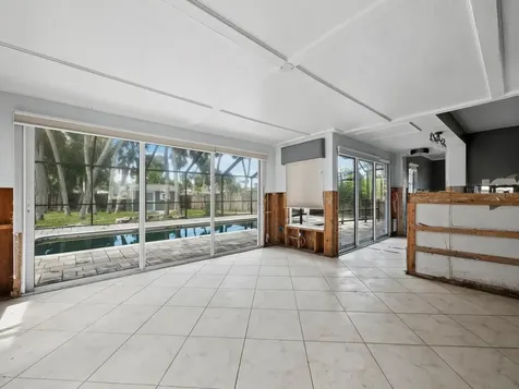 153 N Adams Drive Sarasota FL 34236