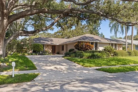 707 Knollwood Drive Largo FL 33770