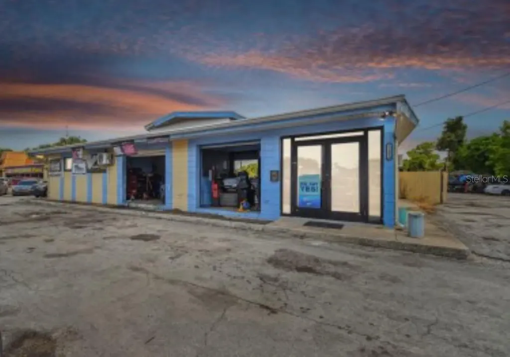 5201 66th Street N St Petersburg FL 33709