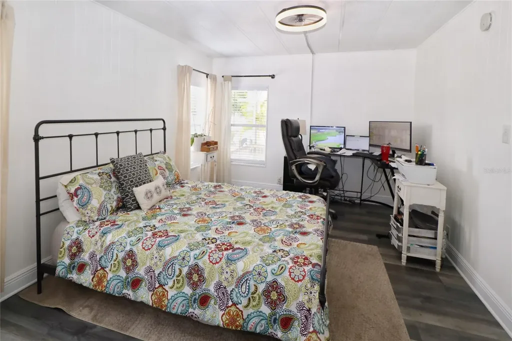 119 S Saint Thomas Circle Apollo Beach FL 33572