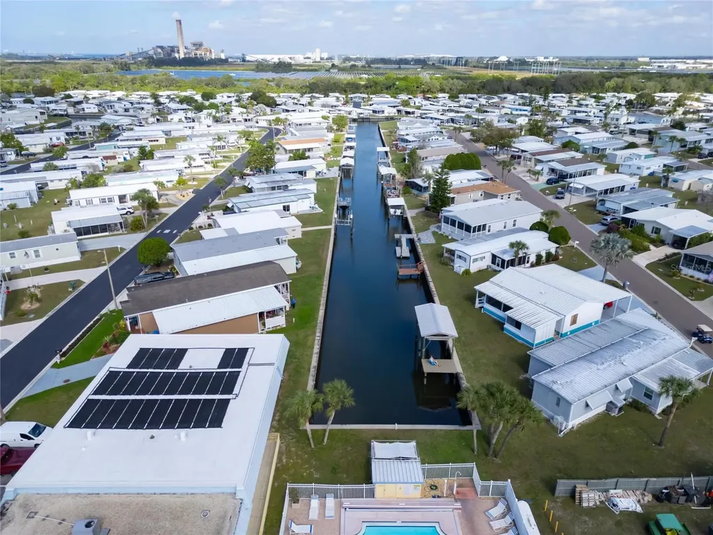 119 S Saint Thomas Circle Apollo Beach FL 33572