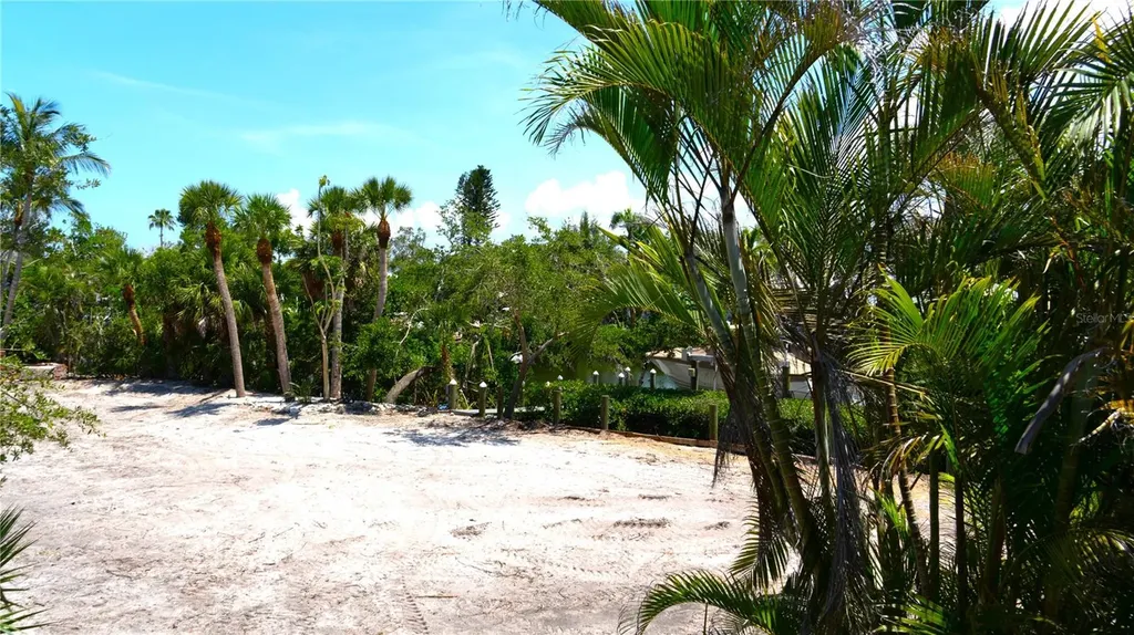 7233 Midnight Pass Road Sarasota FL 34242