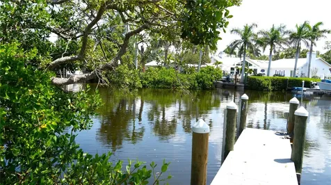 7233 Midnight Pass Road Sarasota FL 34242