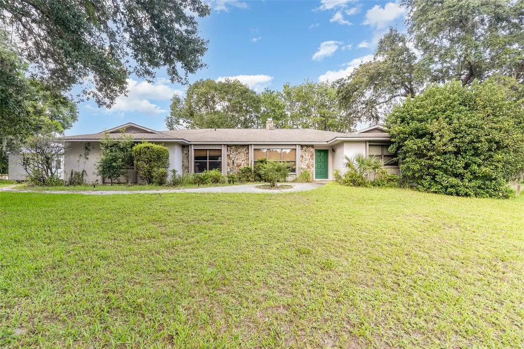 3203 S Skyline Drive Inverness FL 34450