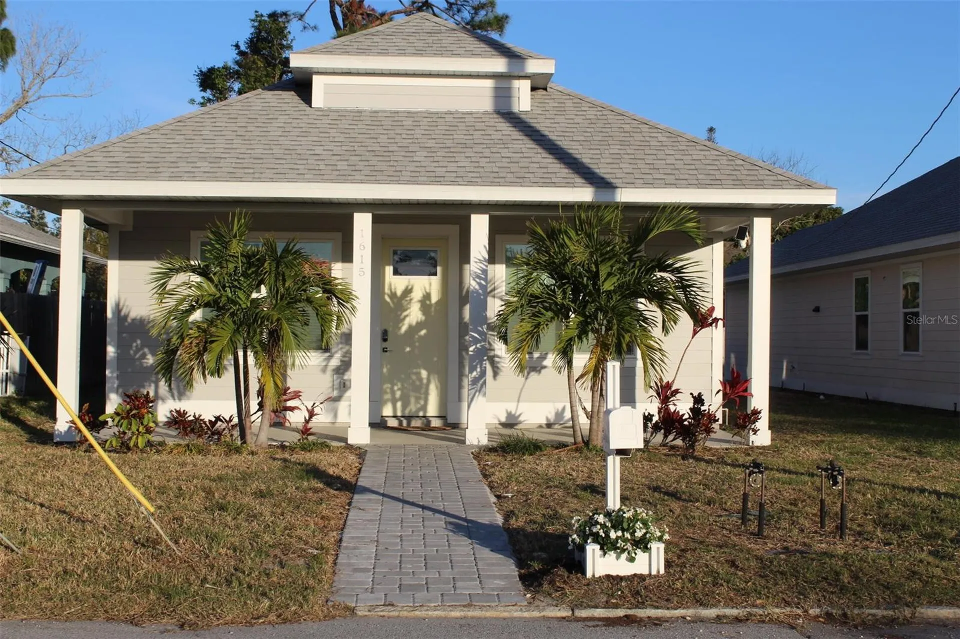 1615 17th Street W Bradenton FL 34205