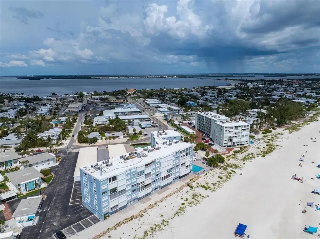 5300 Gulf Drive Holmes Beach FL 34217