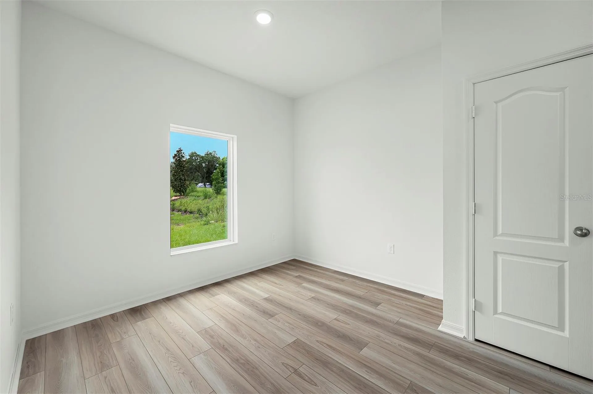 13296 Tula Loop Astatula FL 34705