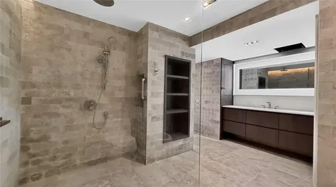 860 Ashford Avenue #5c San Juan PR 00907