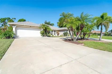 70 Tournament Road Rotonda West FL 33947