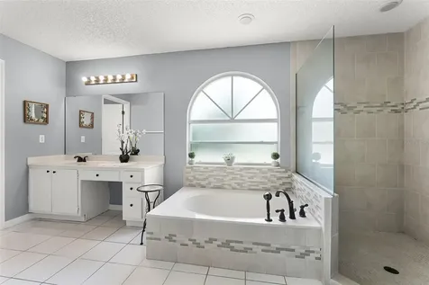 2503 Rolling Broak Drive Orlando FL 32837