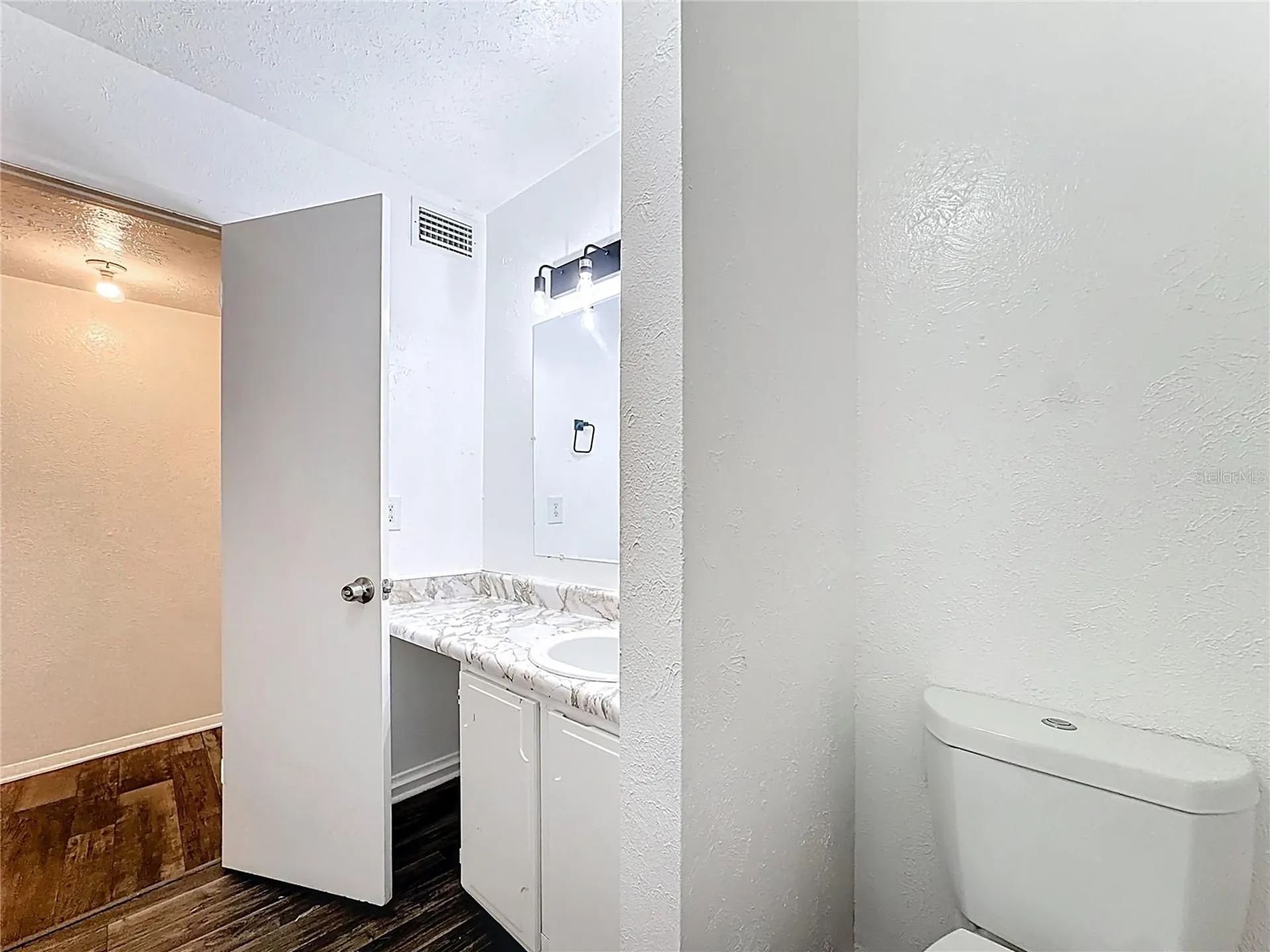 3944 Crayrich Circle Orlando FL 32839