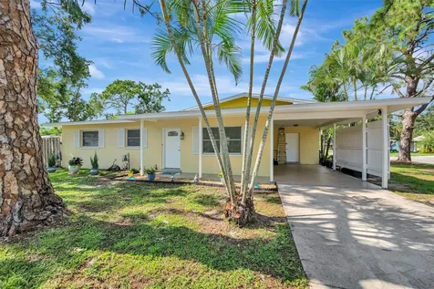 4047 Berkshire Drive Sarasota FL 34241