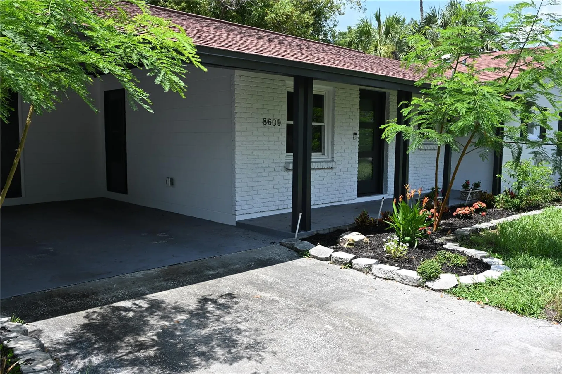 8609 Driftwood Drive Tampa FL 33615