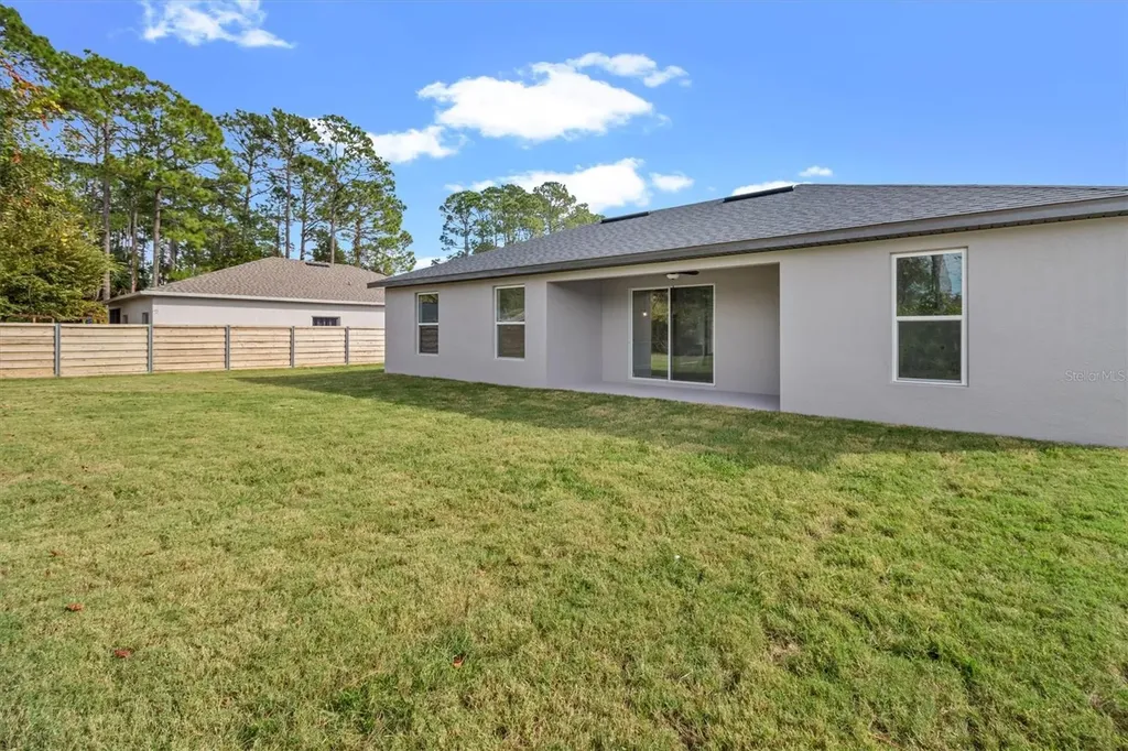 7 Burning View Lane Palm Coast FL 32137