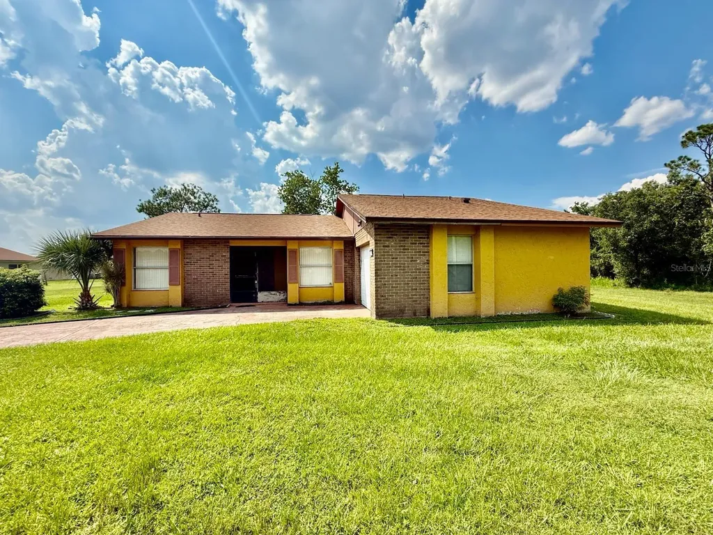 713 Green Court Kissimmee FL 34759