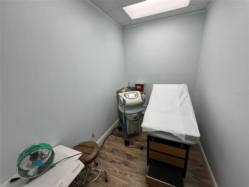 3226 W Kennedy Boulevard Tampa FL 33609