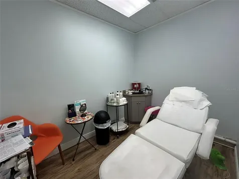 3226 W Kennedy Boulevard Tampa FL 33609