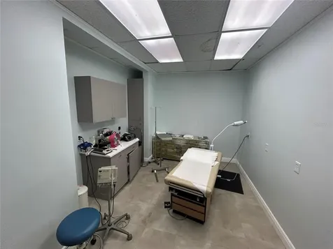 3226 W Kennedy Boulevard Tampa FL 33609