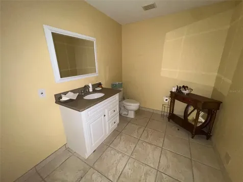 3226 W Kennedy Boulevard Tampa FL 33609