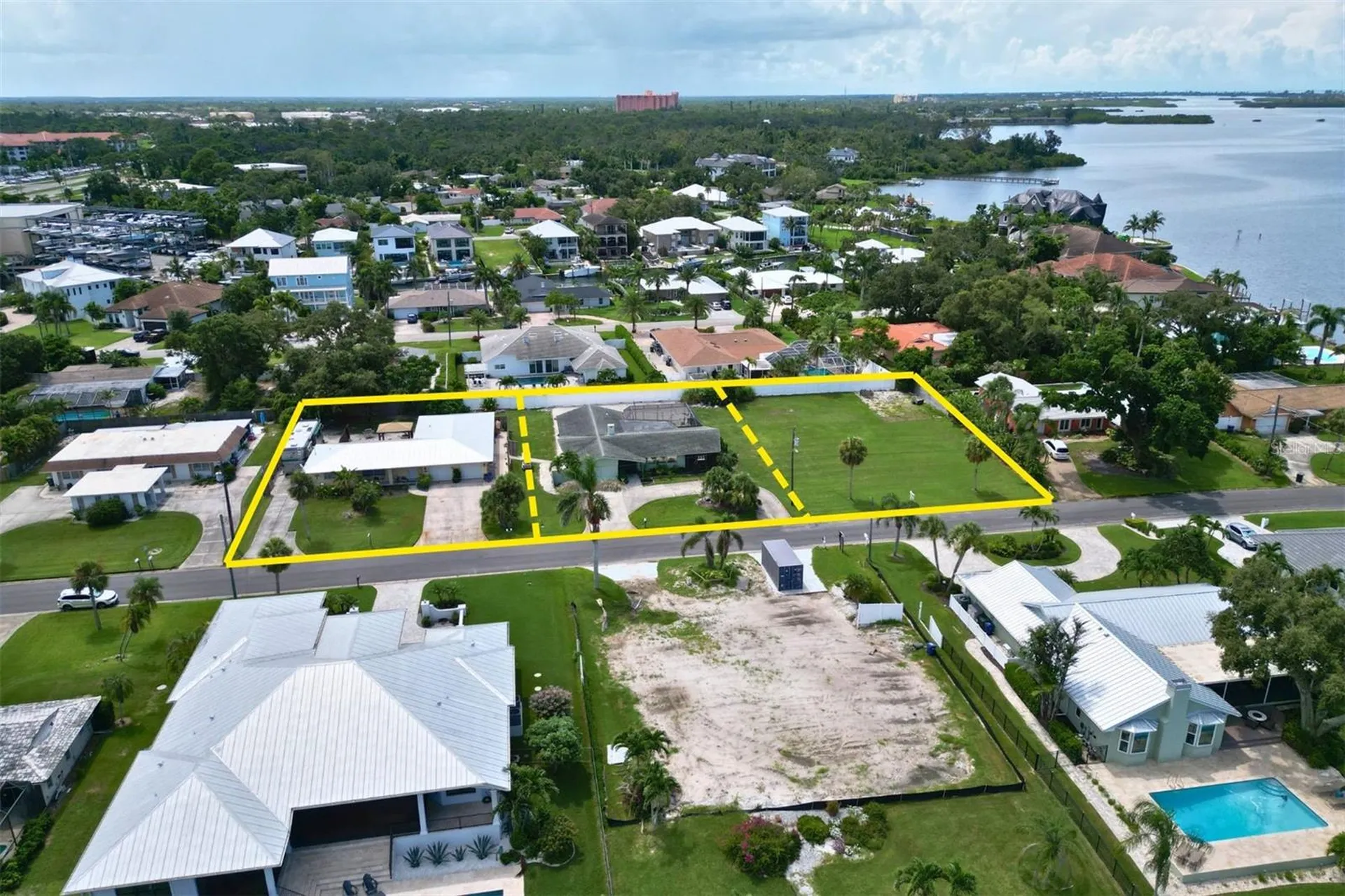 1848 Southpointe Drive Sarasota FL 34231