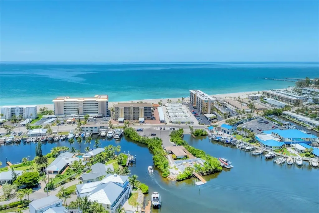 1200 Tarpon Center Drive Venice FL 34285